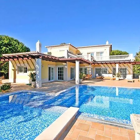 Villa Ferrarias Sleeps 12 Pool Air Con Wifi