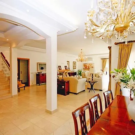 Ferrarias Sleeps 12 Pool Air Con Wifi Villa Ferrarias (Loule)