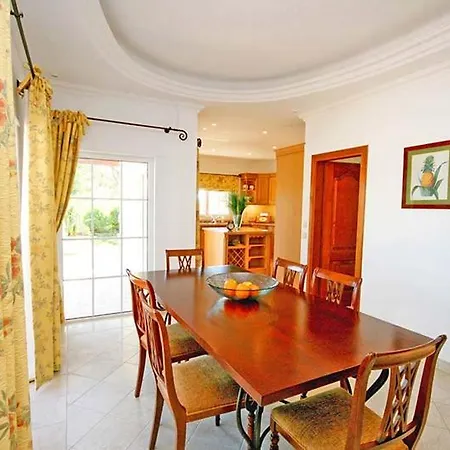 Ferrarias Sleeps 12 Pool Air Con Wifi Villa Ferrarias (Loule)